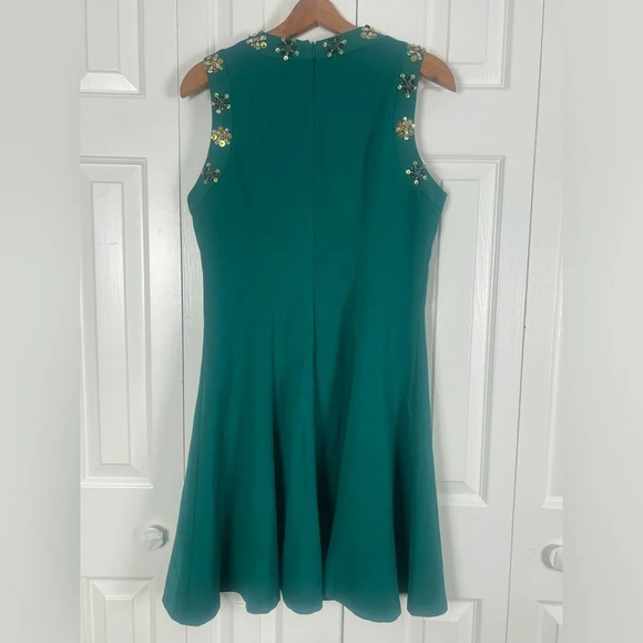 BADGLEY MISCHKA Bold Green and Sequins Beaded Neckline NEW WITH TAGS - Picture 9 of 11